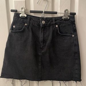 Top shop black denim skirt